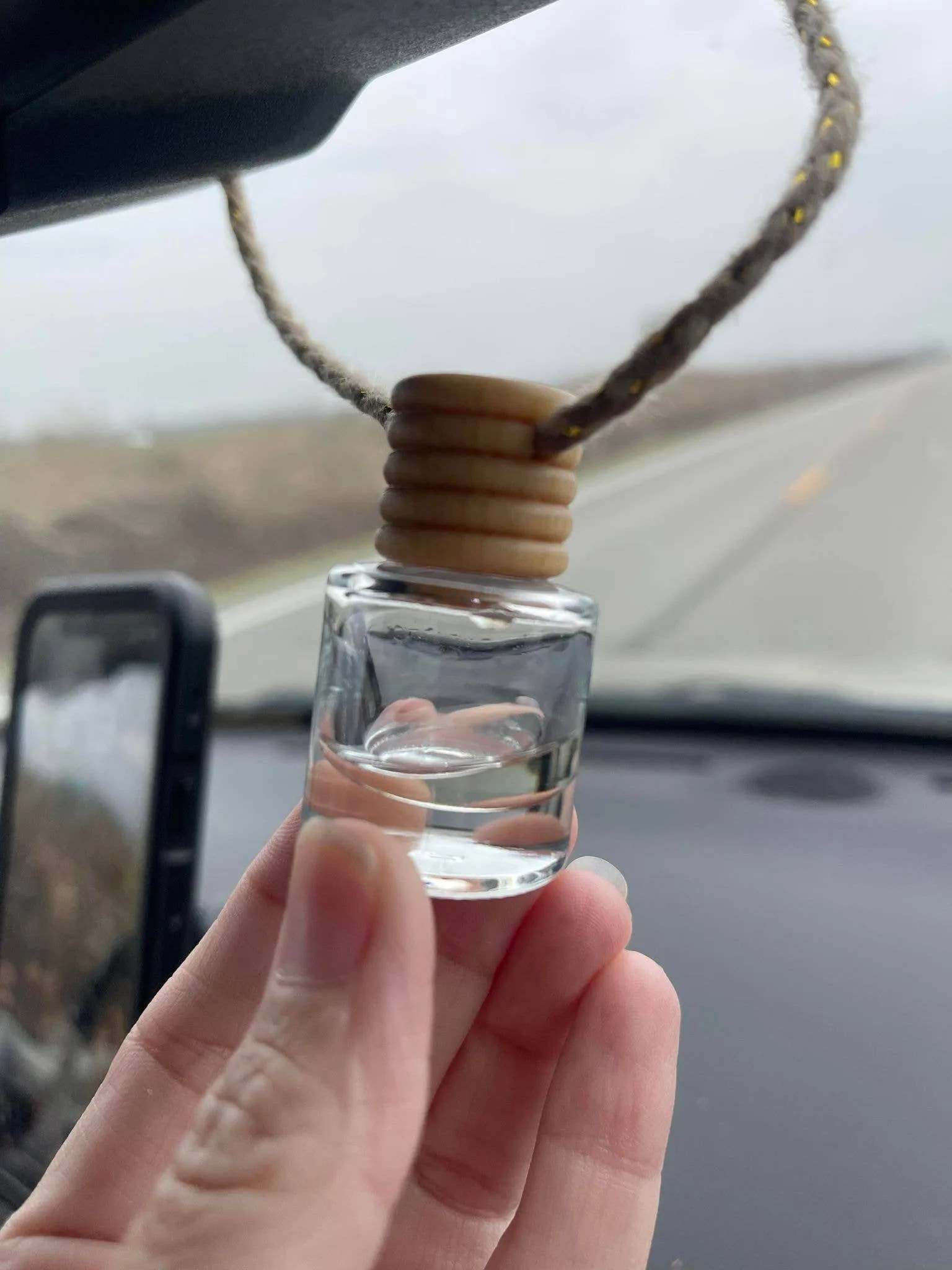 Endless Weekend Car Freshener Diffuser  Citrus, Coconut & Magnolia Escape
