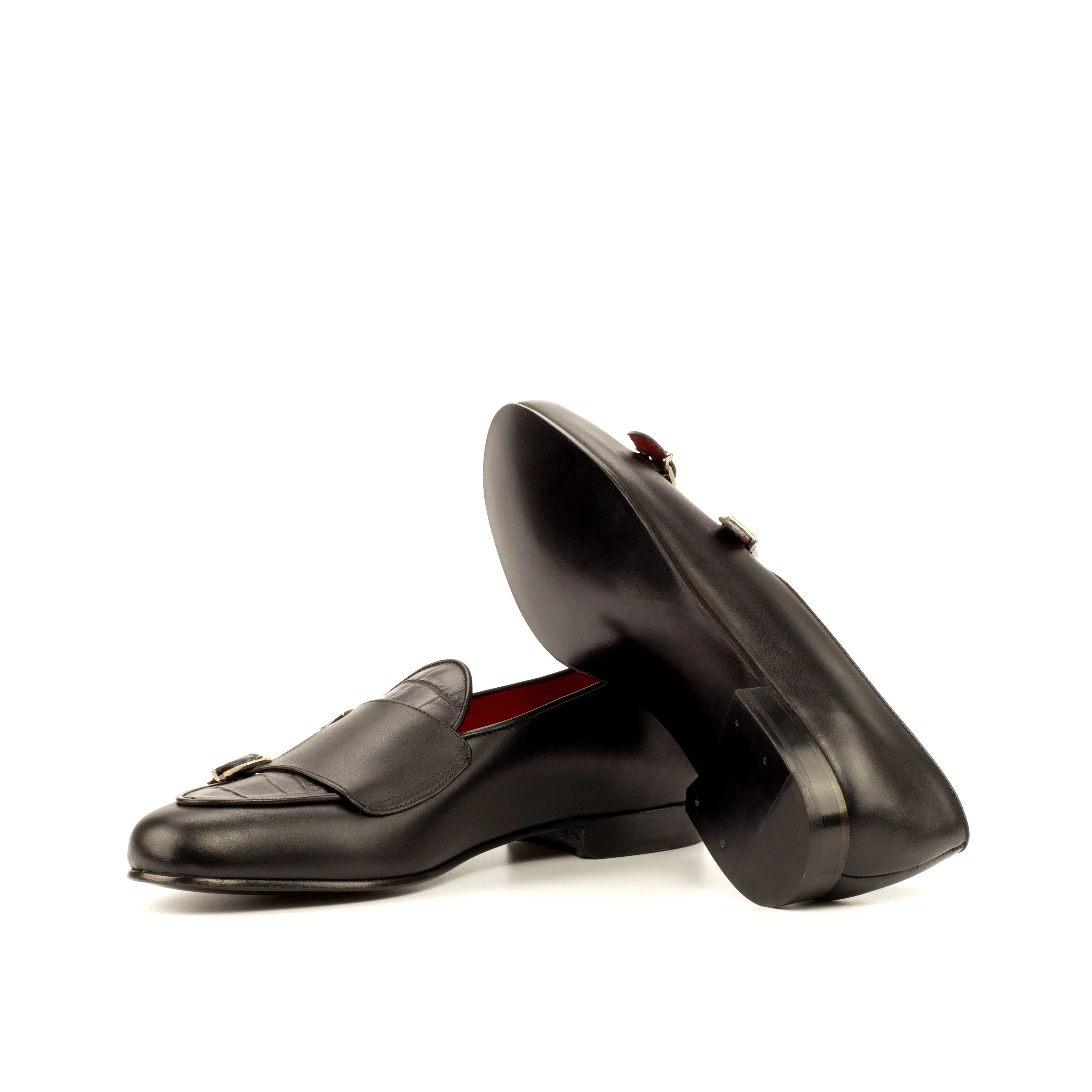 Monk Slipper 006