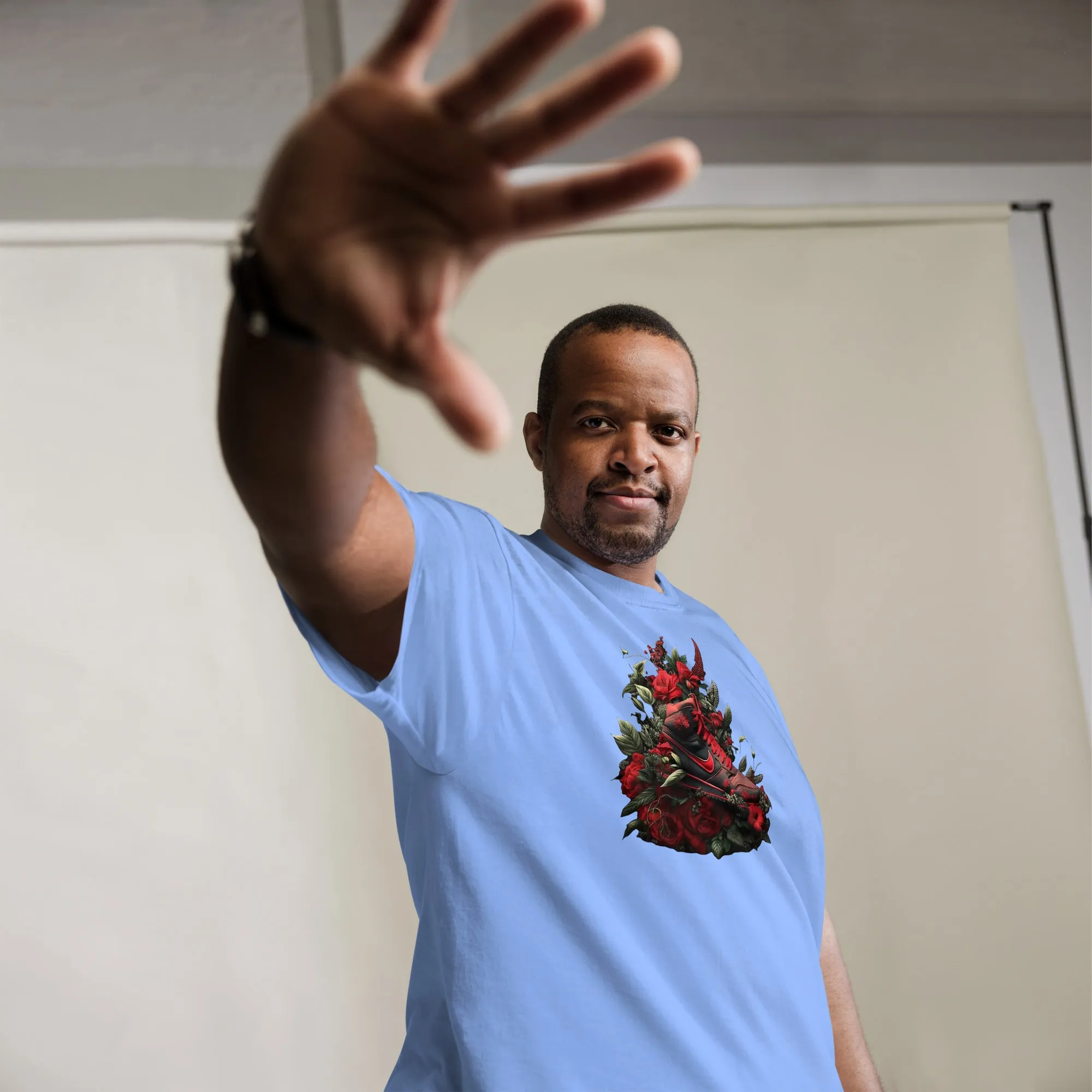 Roses & Sneakers Men's classic tee